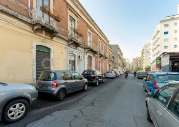 Bottega via P.Nicola 80 (1).jpg - Bilocale Via Principe Nicola 80, Catania - foto 22