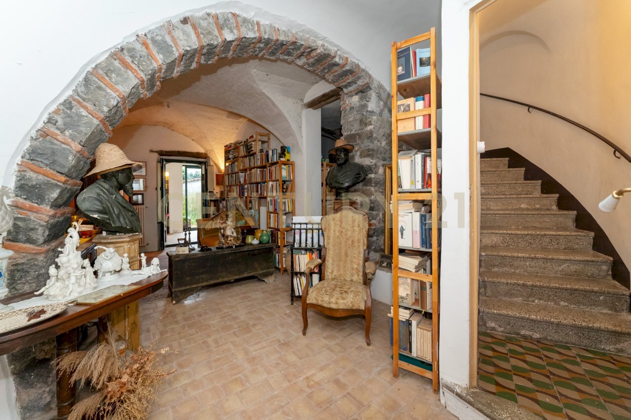 Via Oberdan Linguaglossa (8).jpg - Casa indipendente Via Guglielmo Oberdan 15, Linguaglossa - foto 1