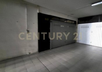 2.jpg - Box Via Genova 35, Aci Castello - photo 2