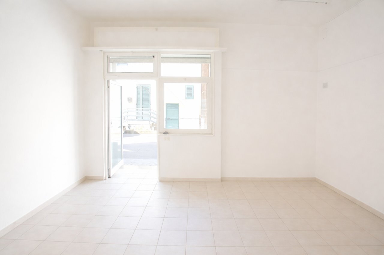 ChatGPT Image 30 mar 2026, 11_19_09.png - Commercial Premises Via Quarto 2/A, Melendugno - photo 2