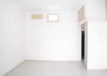 ChatGPT Image 30 mar 2026, 11_30_21.png - Commercial Premises Via Quarto 2/A, Melendugno - photo 6