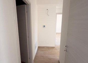 PHOTO-2026-03-30-12-17-18 6.jpg - Trilocale Via Pietro Nenni 6, Nettuno - foto 5