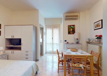 Appartamento Via Montevideo 4., Borghetto Santo Spirito - foto 2