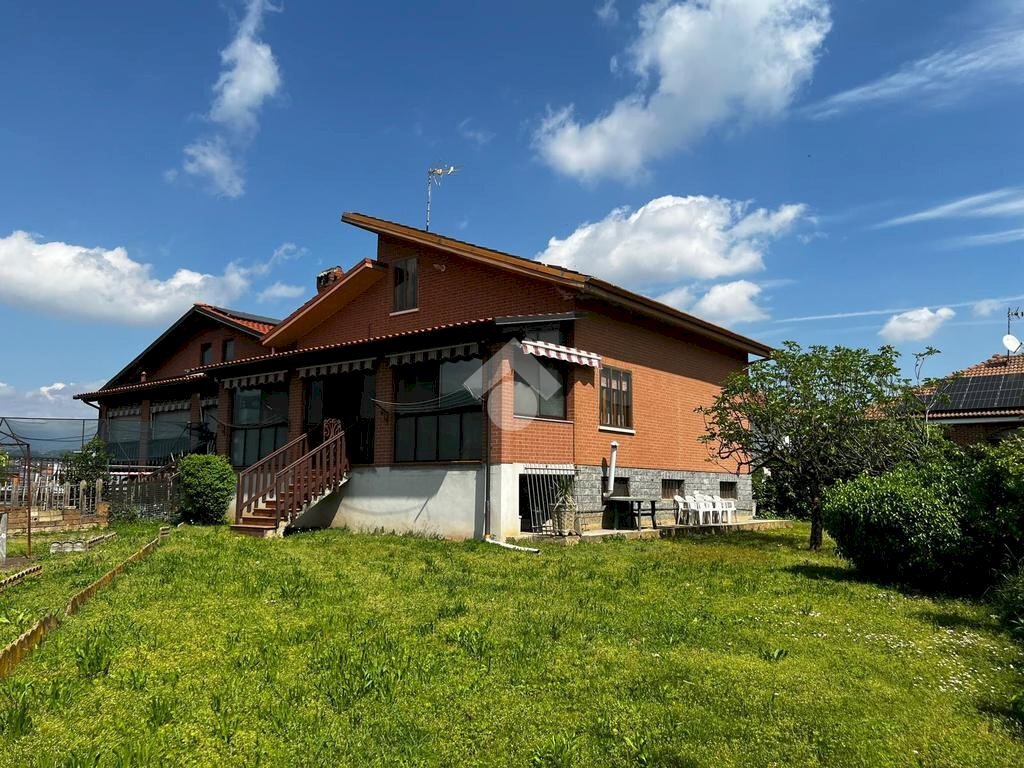 Portion of a house Via vittorio alfieri, Bruino - photo 2