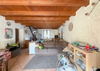 Three-room apartment Via Traforo, Bussoleno - photo 9