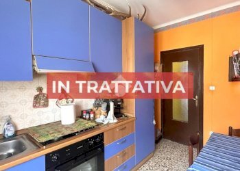 Three-room apartment Via Traforo, Bussoleno - photo 1