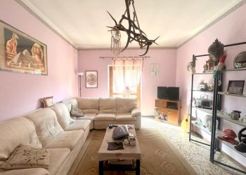 Three-room apartment Via Traforo, Bussoleno - photo 5