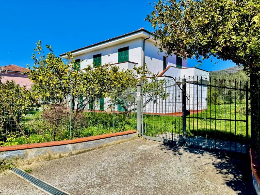 Porzione di casa Via A. Divizia, Andora - foto 1