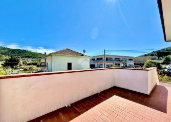 Portion of a house Via A. Divizia, Andora - photo 14