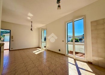 Portion of a house Via A. Divizia, Andora - photo 18