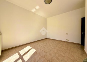 Portion of a house Via A. Divizia, Andora - photo 25