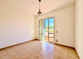 Portion of a house Via A. Divizia, Andora - photo 33