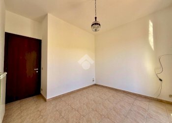 Portion of a house Via A. Divizia, Andora - photo 34