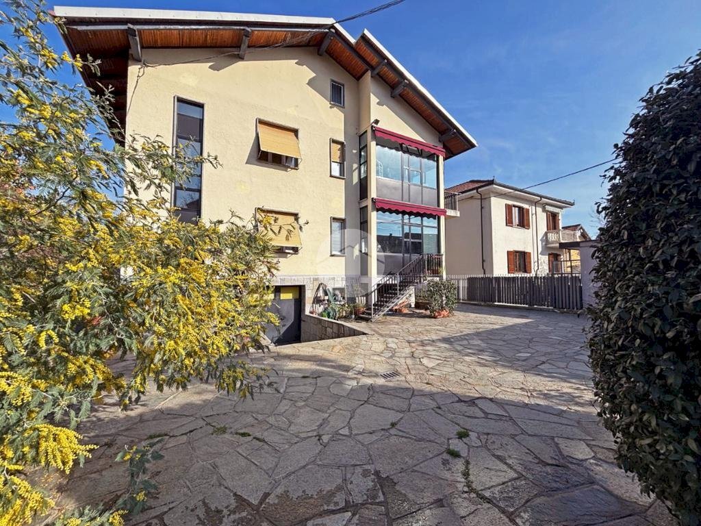 Three-family Villa Pinerolo, Pinerolo - photo 1