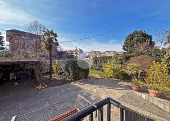 Three-family Villa Pinerolo, Pinerolo - photo 22