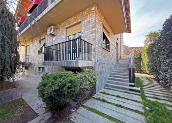 Three-family Villa Pinerolo, Pinerolo - photo 24