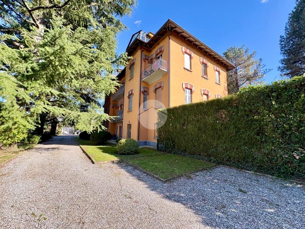 Four-room apartment Corso Laghi, Buttigliera Alta - photo 1