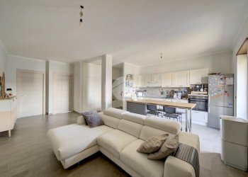 Quadrilocale Via Ivrea, Rivoli - foto 1