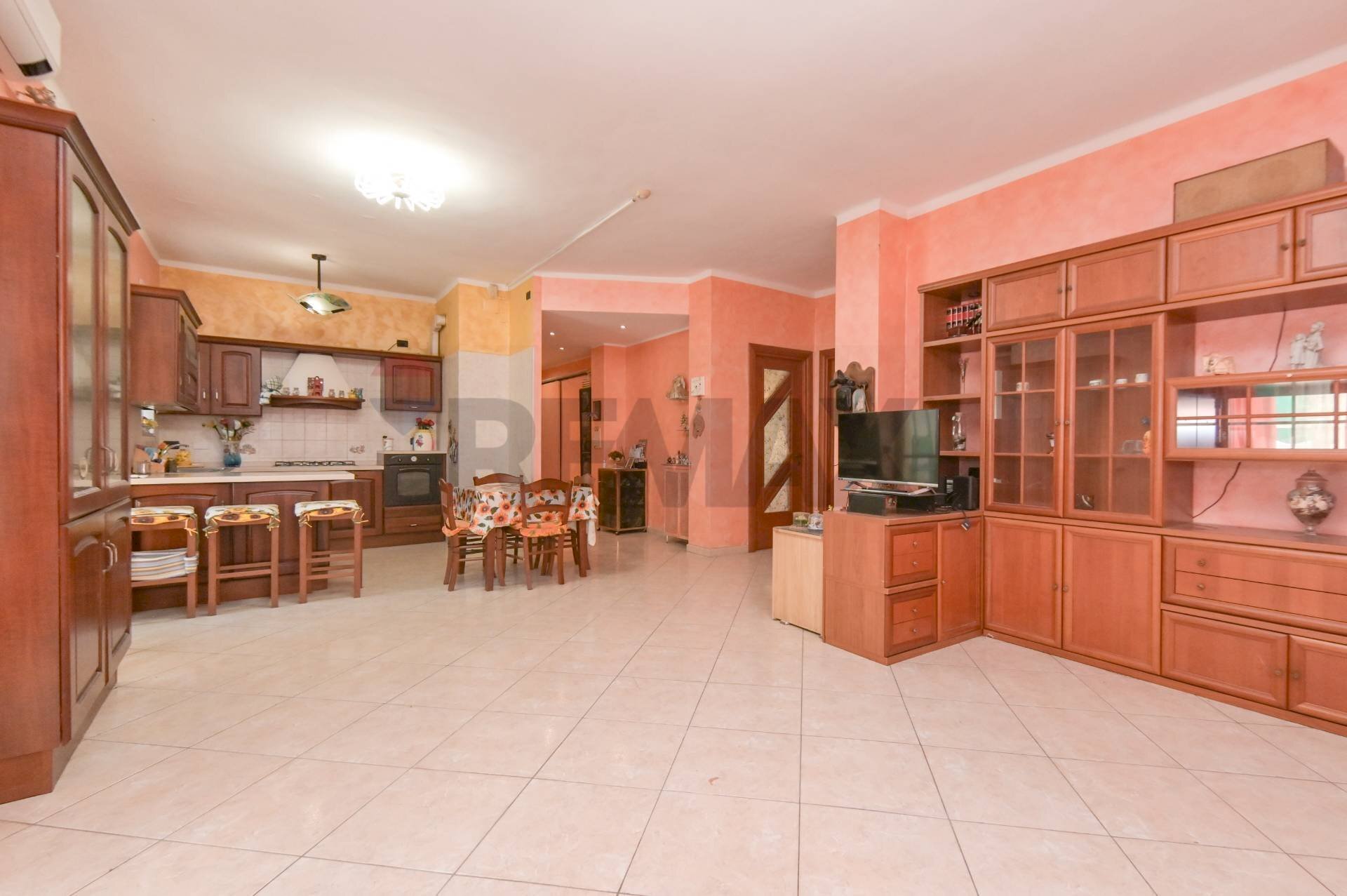 Bilocale via Montevideo, 22 
 Lingotto, Torino (zona Lingotto) - foto 1