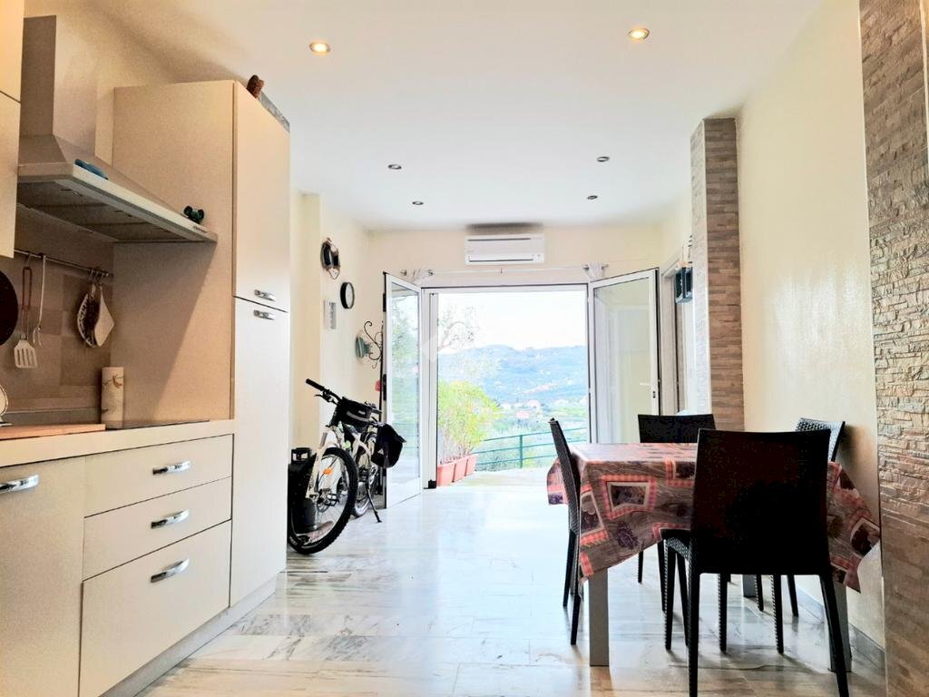 Two-room apartment Via Case Sparse, Diano Castello - photo 3