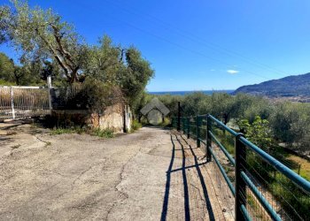 Two-room apartment Via Case Sparse, Diano Castello - photo 20