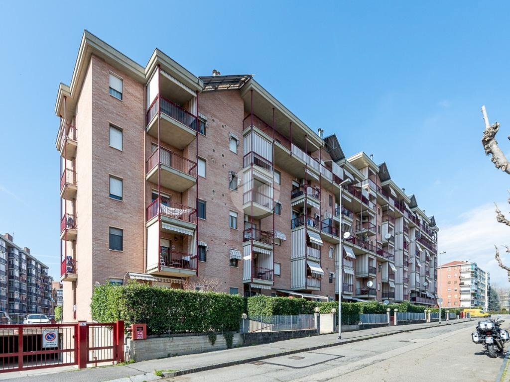 Two-room apartment Via Adria, Grugliasco - photo 1