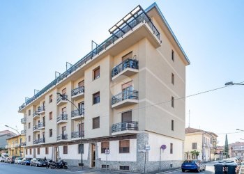 Three-room apartment Via Costa, Grugliasco - photo 1