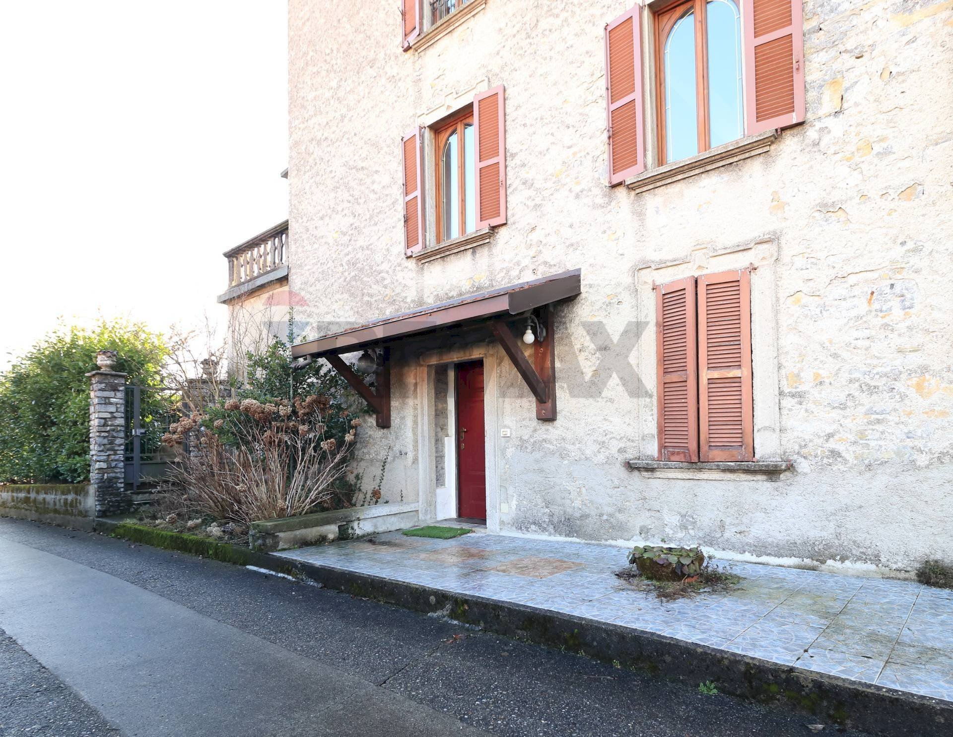 Casa indipendente via Trieste, 17 
 Berbenno, Berbenno - foto 1