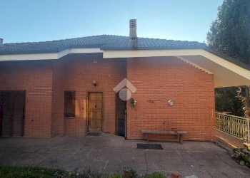 Porzione di casa Strada san raffaele, Castagneto Po - foto 1