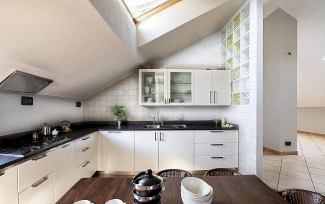 Trilocale Torino (zona Precollina) - foto 2