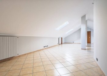 Trilocale Torino (zona Precollina) - foto 15