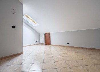 Trilocale Torino (zona Precollina) - foto 21