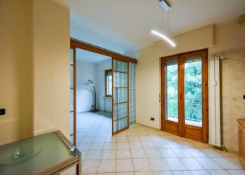 Trilocale Torino (zona Precollina) - foto 9