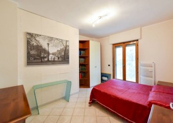 Trilocale Torino (zona Precollina) - foto 30