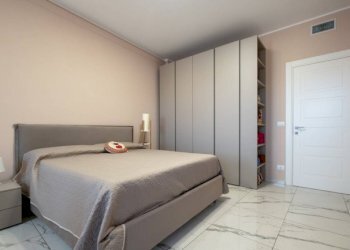 Quadrilocale Torino (zona Centro) - foto 26