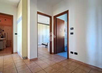 Four-room apartment Via fiume vecchio, Molinella - photo 10