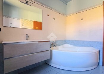 Four-room apartment Via fiume vecchio, Molinella - photo 14