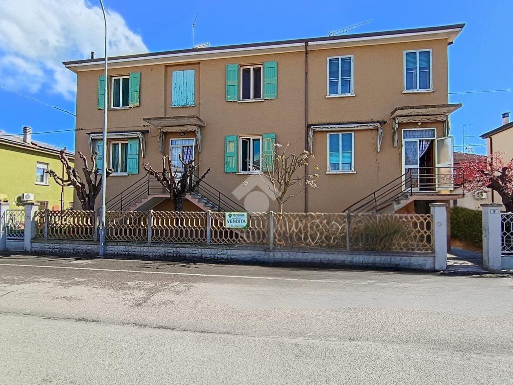 Casa semi indipendente Viale Carlo Pisacane, Molinella - foto 2