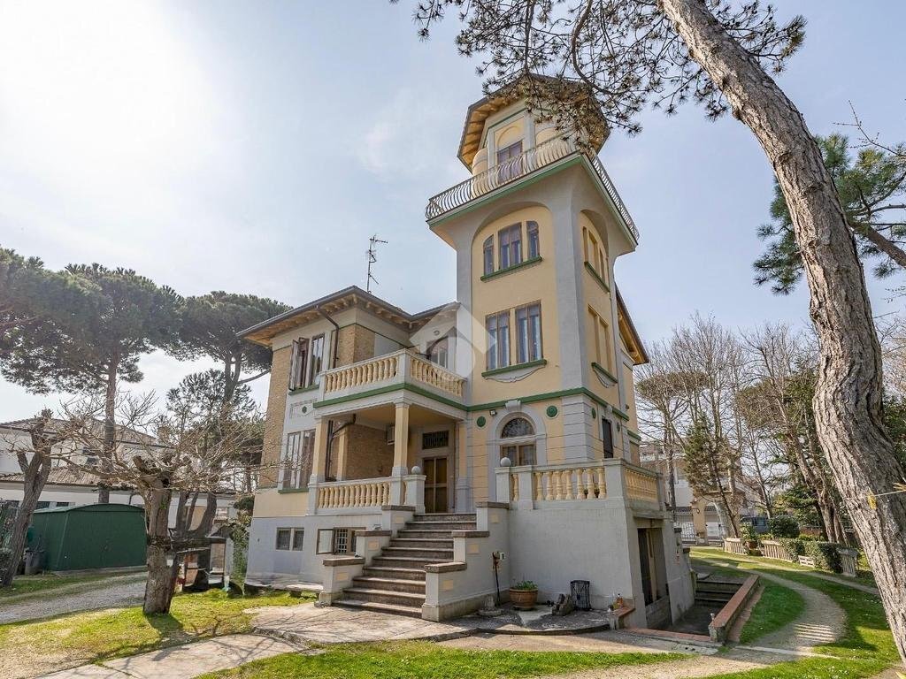 Villa Viale Cristoforo Colombo, Cervia - foto 1