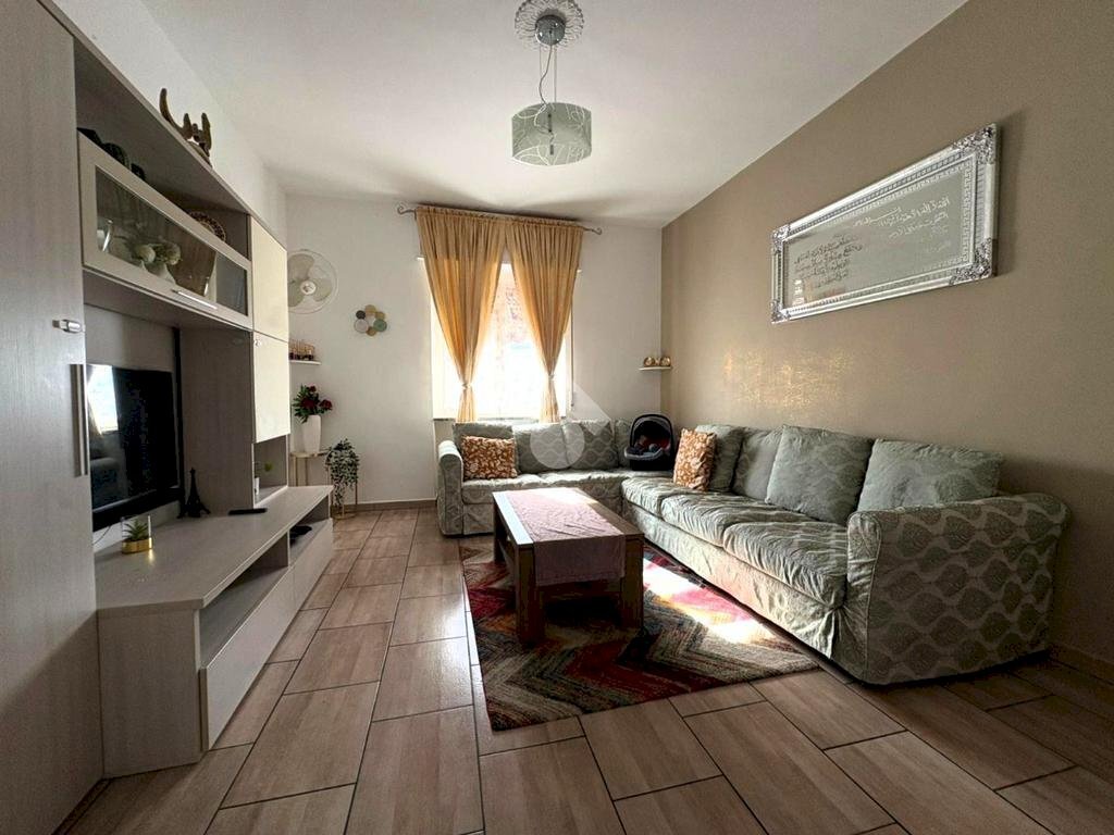 Trilocale Viale Andrea Doria, Trecate - foto 1