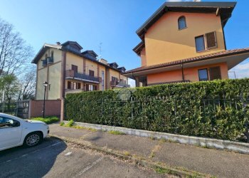 Three-room apartment Via Arconati, Abbiategrasso - photo 15