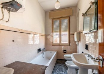 Villa Via Fratelli Cervi, Reggio nell'Emilia - photo 21