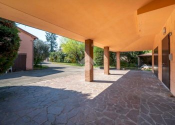 Villa Via Fratelli Cervi, Reggio nell'Emilia - photo 24