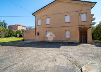 Villa Via Fratelli Cervi, Reggio nell'Emilia - photo 26