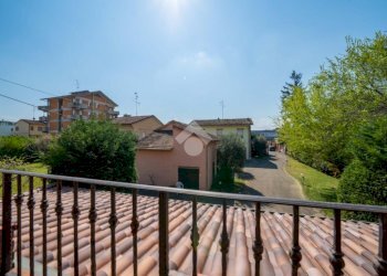 Villa Via Fratelli Cervi, Reggio nell'Emilia - photo 38