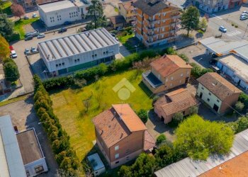 Villa Via Fratelli Cervi, Reggio nell'Emilia - photo 41