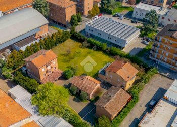 Villa Via Fratelli Cervi, Reggio nell'Emilia - photo 45