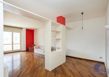 Two-room apartment Milano - photo 2