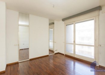 Two-room apartment Milano - photo 11