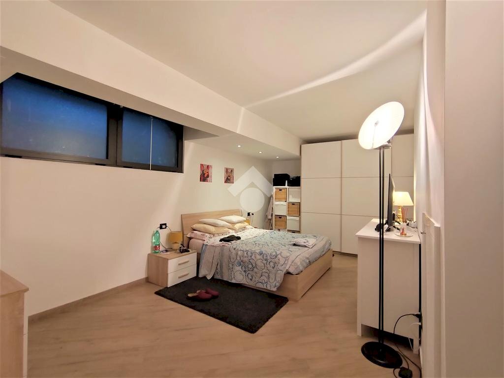 Two-room apartment Via Paolo Santagostino, Milano (neighborhood Niguarda) - photo 3